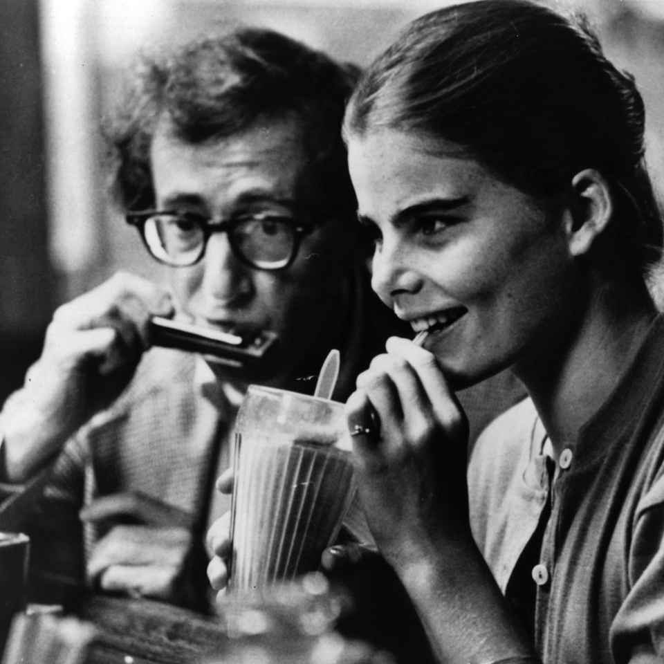 39715-mariel-hemingway-woody-allen.jpg