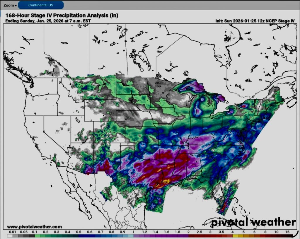 A meteorological map of the U.S. showing expected precipitation and temperature in different colors